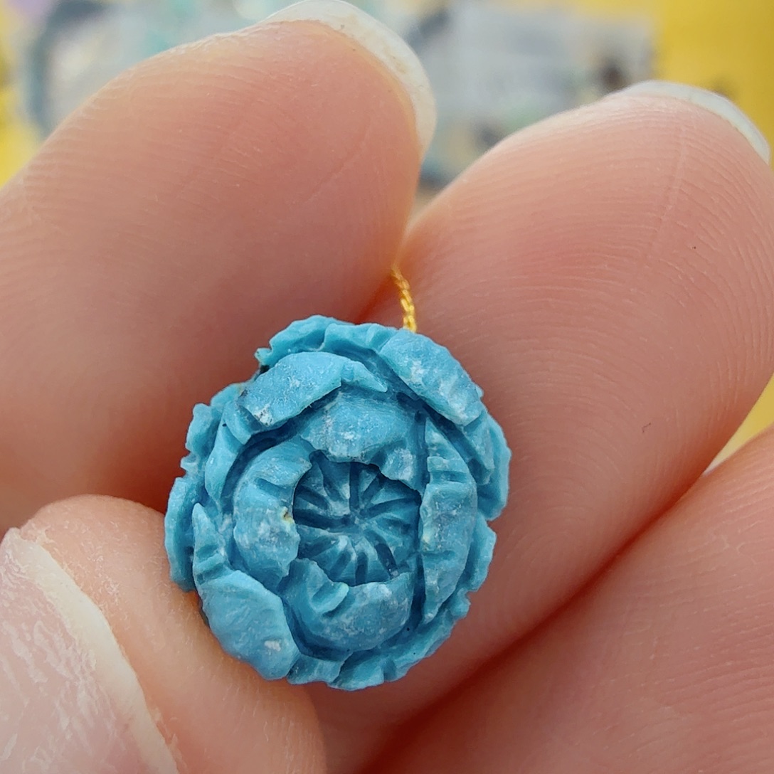 绿松石未镶嵌珠宝奇石