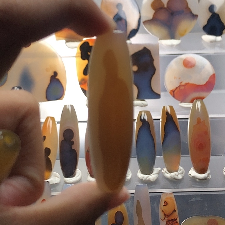 玛瑙/玉髓未镶嵌珠宝半成品64