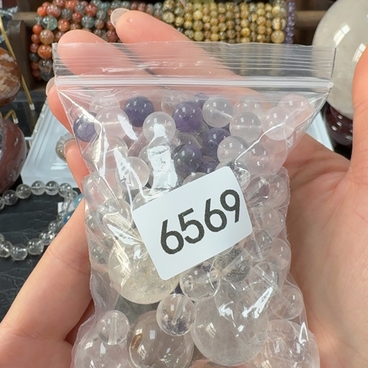 大***妈水晶大型摆件（非配饰）未镶嵌