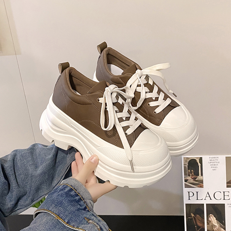 2025秋季新款小个子7cm轻便厚底软皮休闲英伦风时尚女百搭松糕鞋