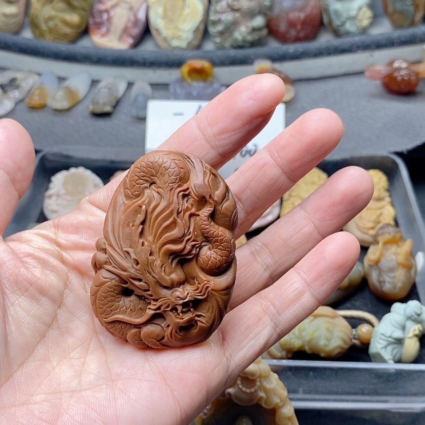 【闪购商品】定制石英质玉吊坠未镶嵌