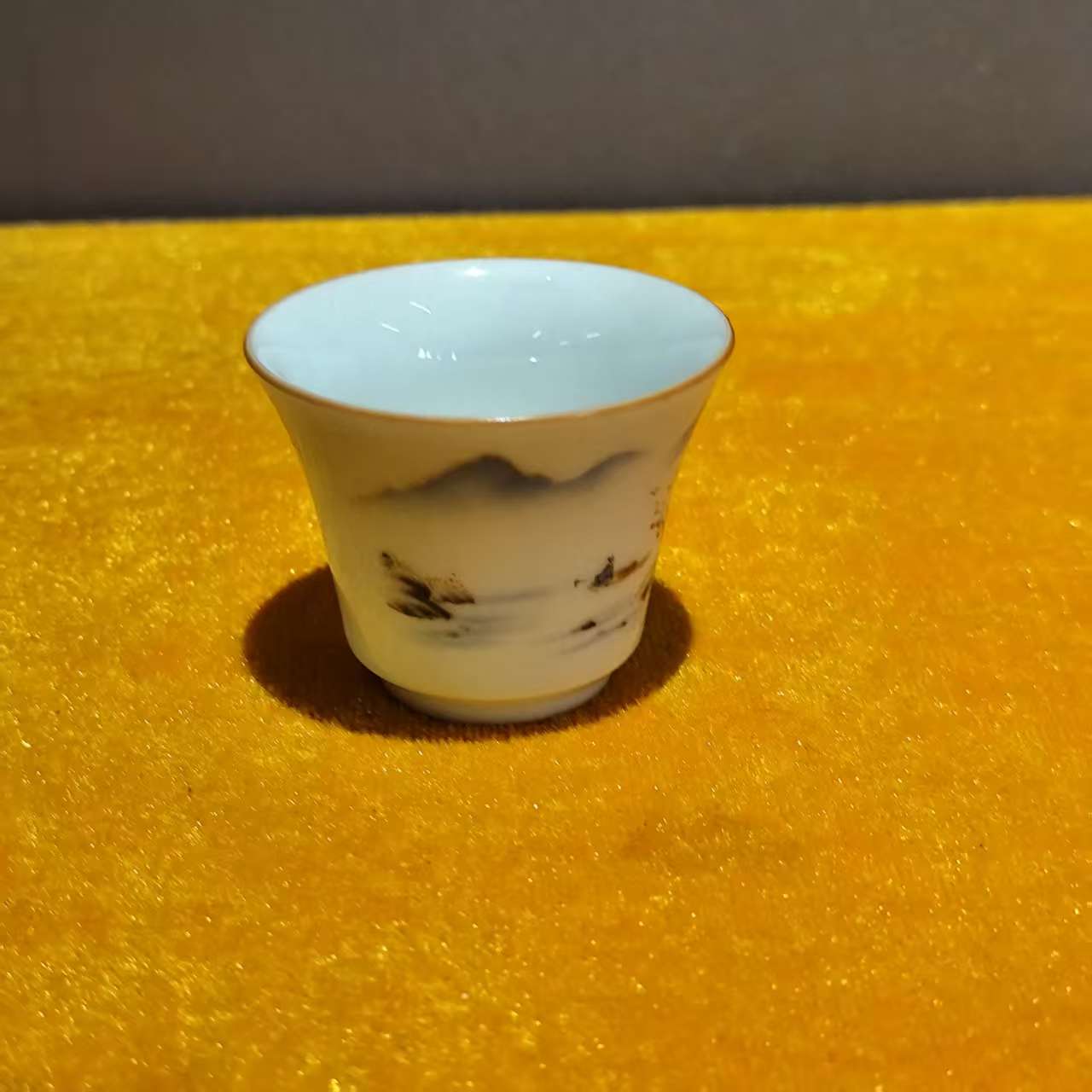 景德镇陶瓷粉彩手绘山水杯