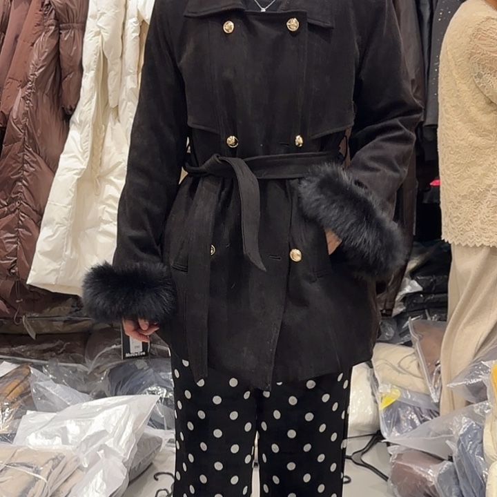 黑色或黄色粉末为佳和性格温和又