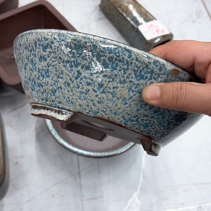 紫砂花盆紫砂的味道很好