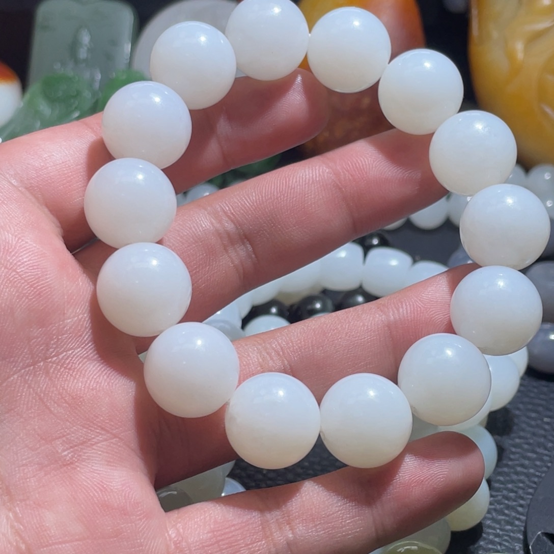 和田玉手串未镶嵌