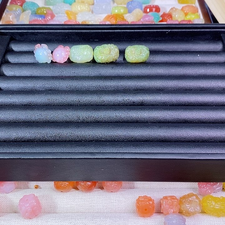 玛瑙/玉髓车挂合金叫****宇