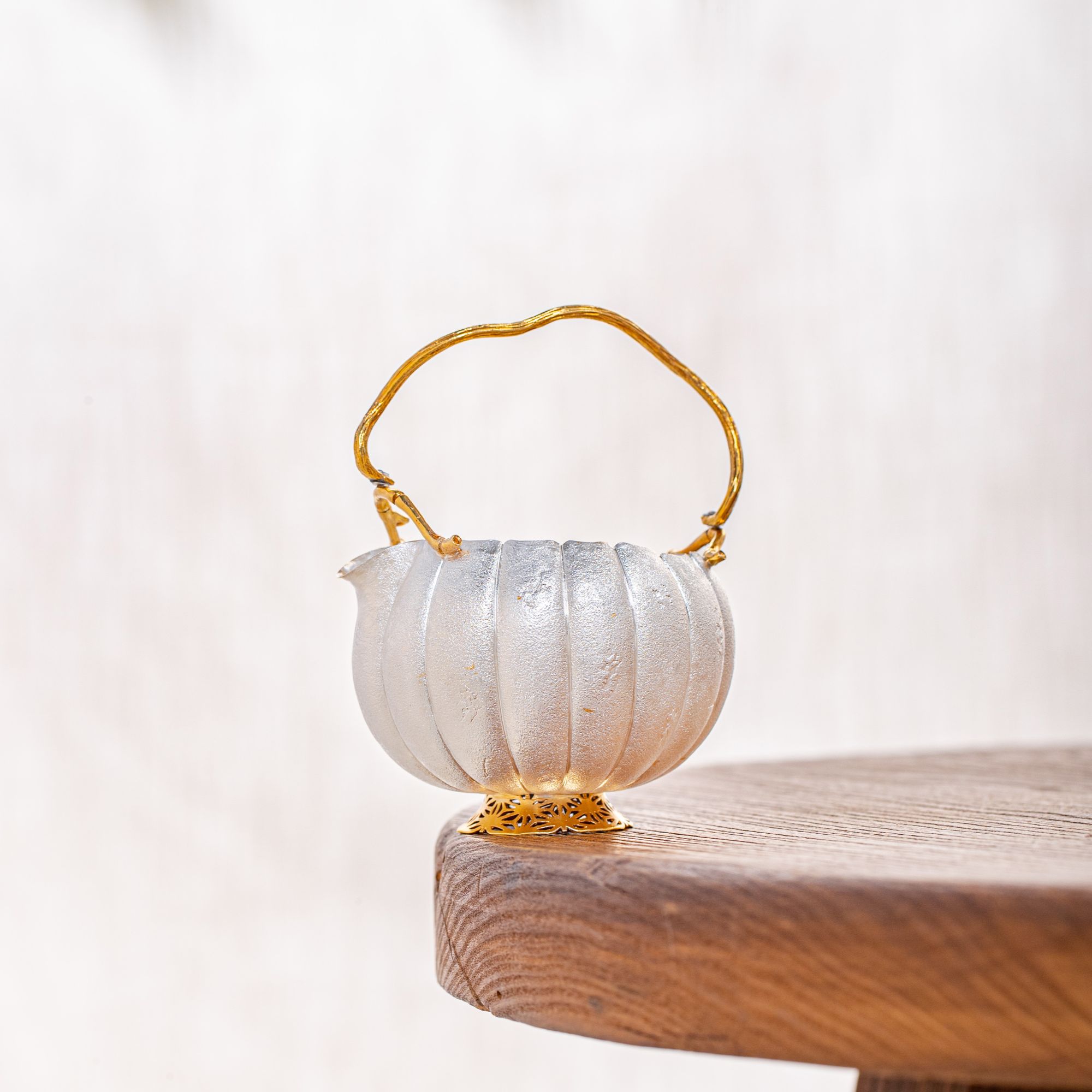 【纳兰专属】蜂鸟工坊 名匠优选 镂空底瓜瓣足银提梁公杯 MJYXA3074