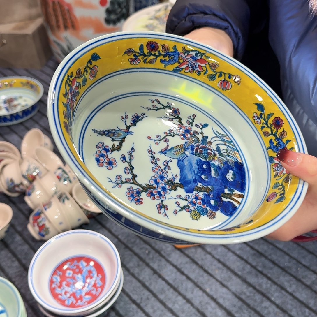 摆件瓷/////景德镇陶瓷瓷器。