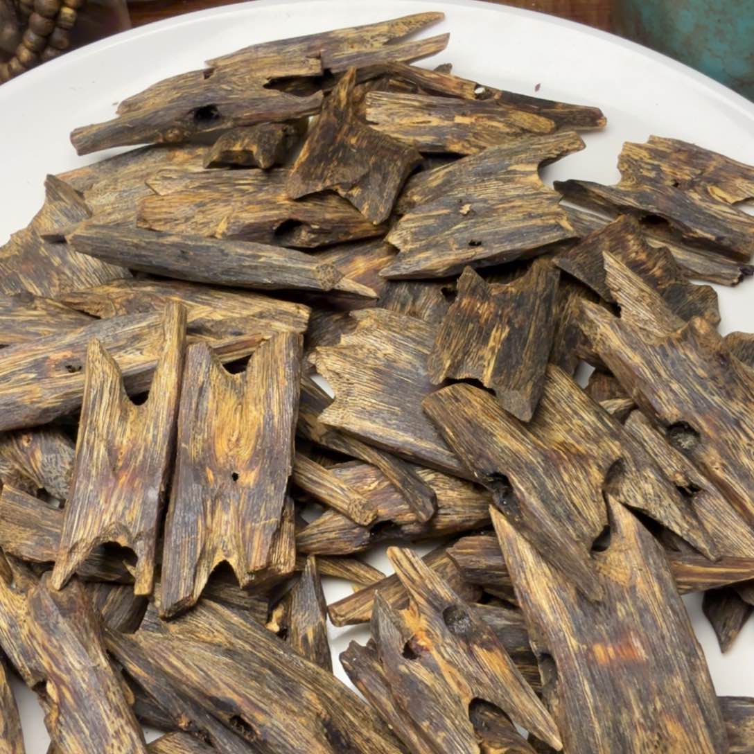 沉香沉香碎屑透顶绿熏香料20g