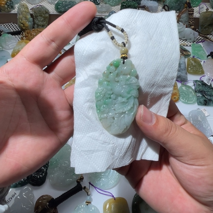 定制翡翠未镶嵌天然