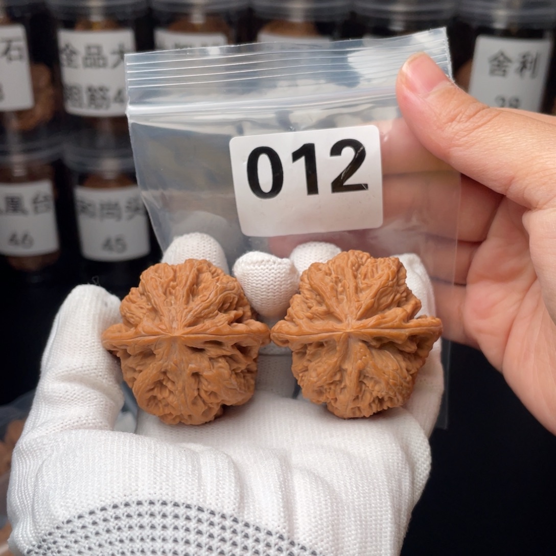 文玩核桃把件45粗筋