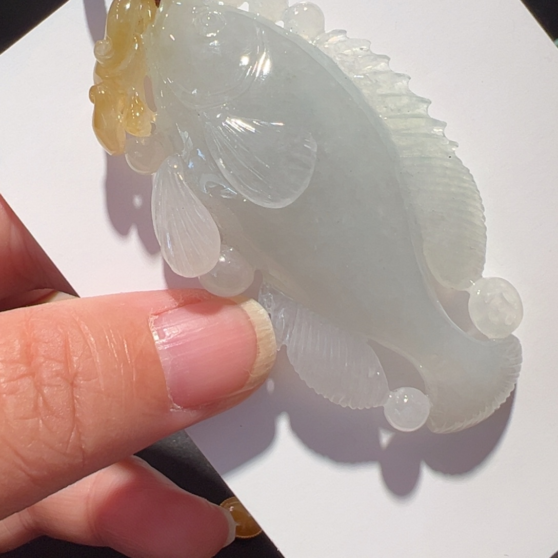 翡翠未镶嵌颈饰吊坠