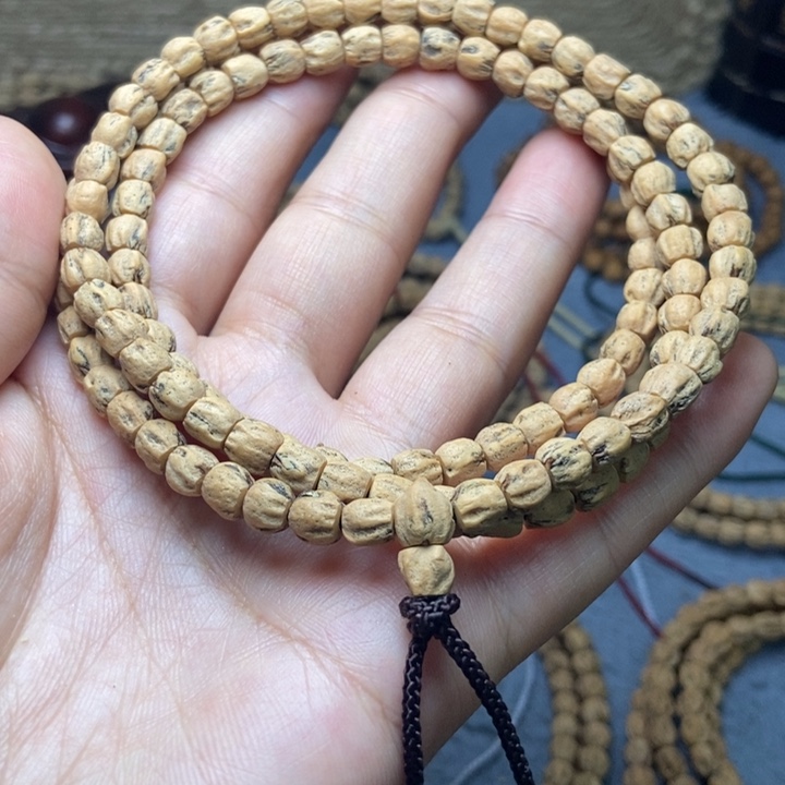 【闪购商品】吊坠柏香籽/百香籽