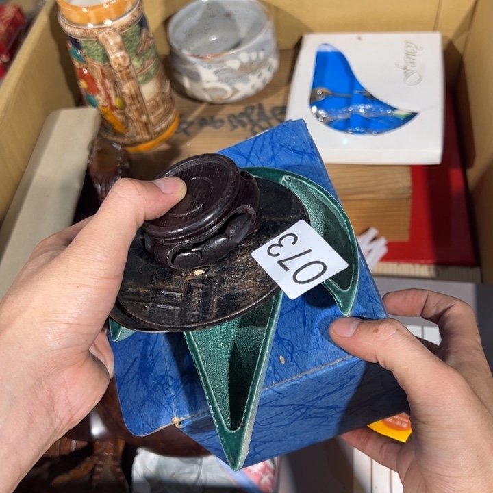 人***️83735737537373432