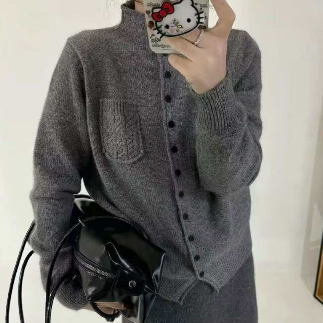 邹先森381-29冬新款半高领加厚口袋纯色宽松针织衫百搭女士韩版