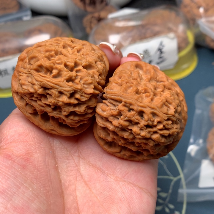 文玩核桃把件45-11237-9