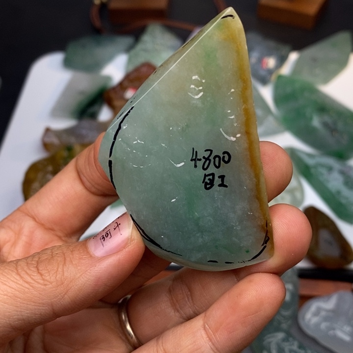 定制翡翠未镶嵌翡翠随形挂件定制