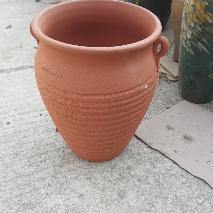 红陶口20高27瑕疵底裂