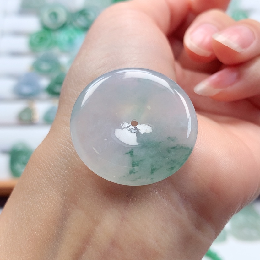 【闪购商品】翡翠吊坠(不含链)未镶嵌