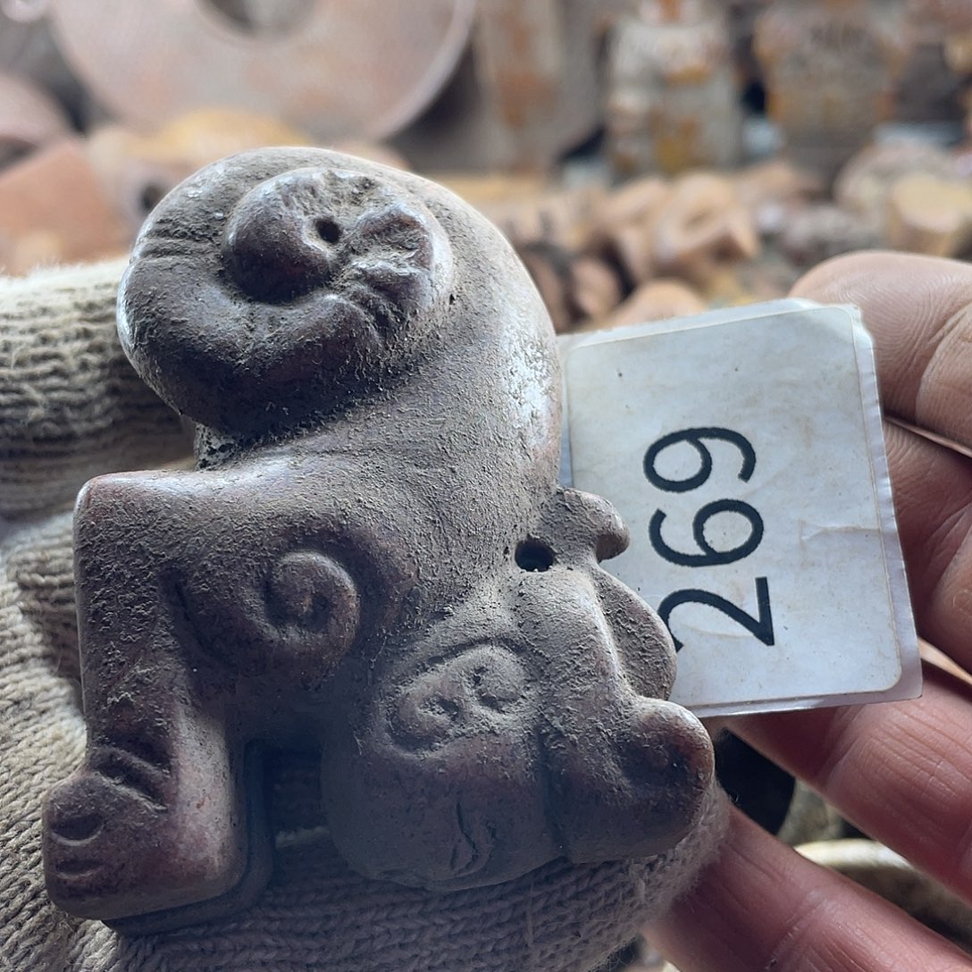 和田玉（糖玉）未镶嵌挂件