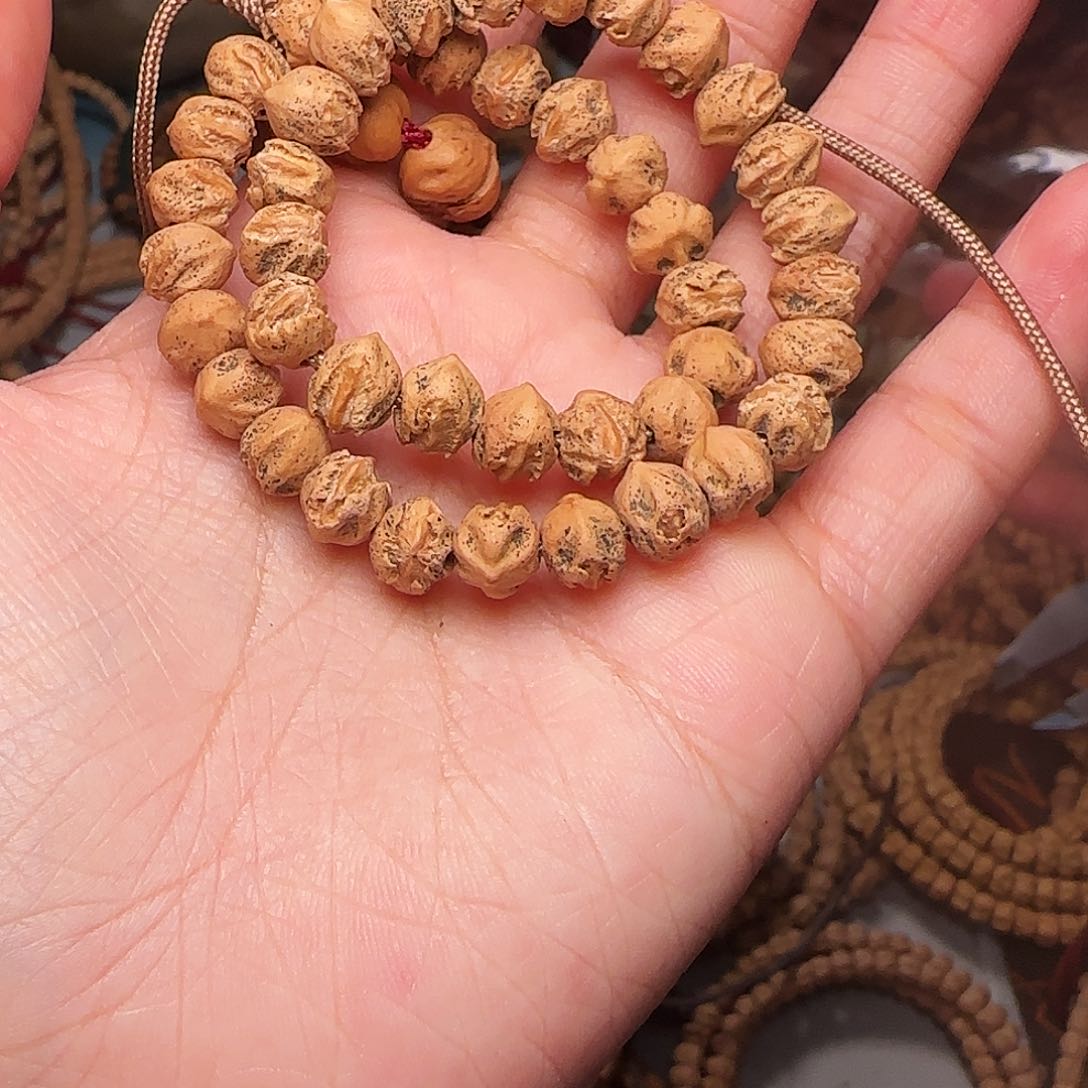 柏香籽/百香籽吊坠H****y