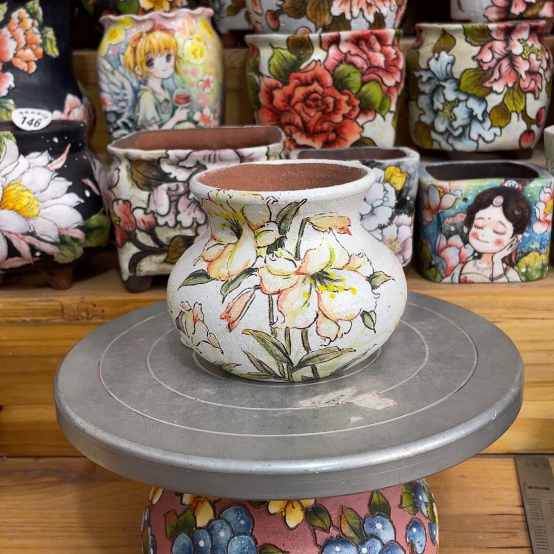 扶泥       口7.5高8 