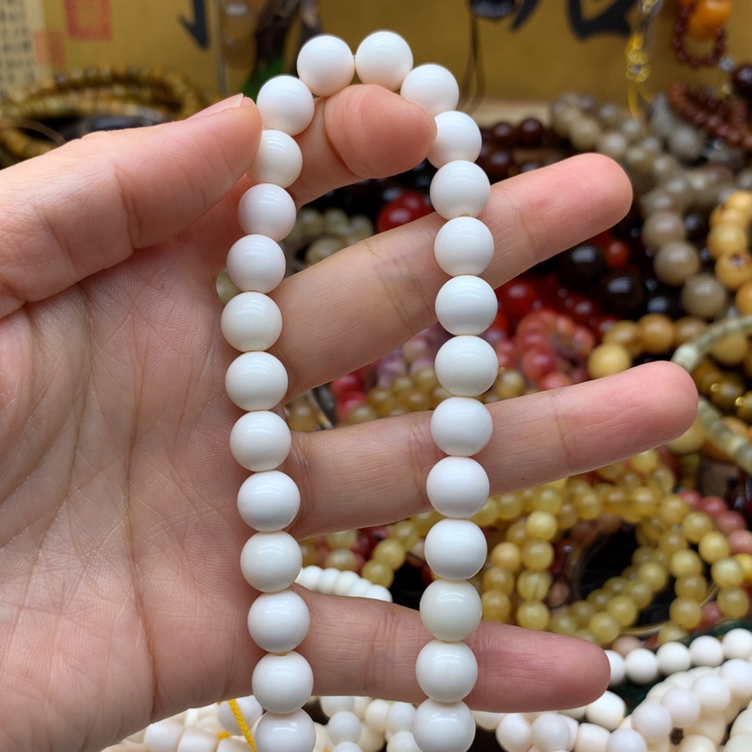 天然佩奇手串10mm圆珠单圈