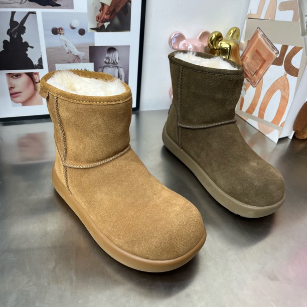 57121冬季新款真皮厚底加绒保暖百搭短筒雪地靴女款