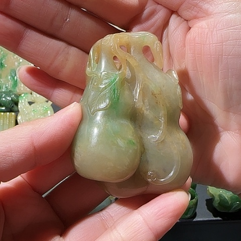 翡翠颈饰未镶嵌老*