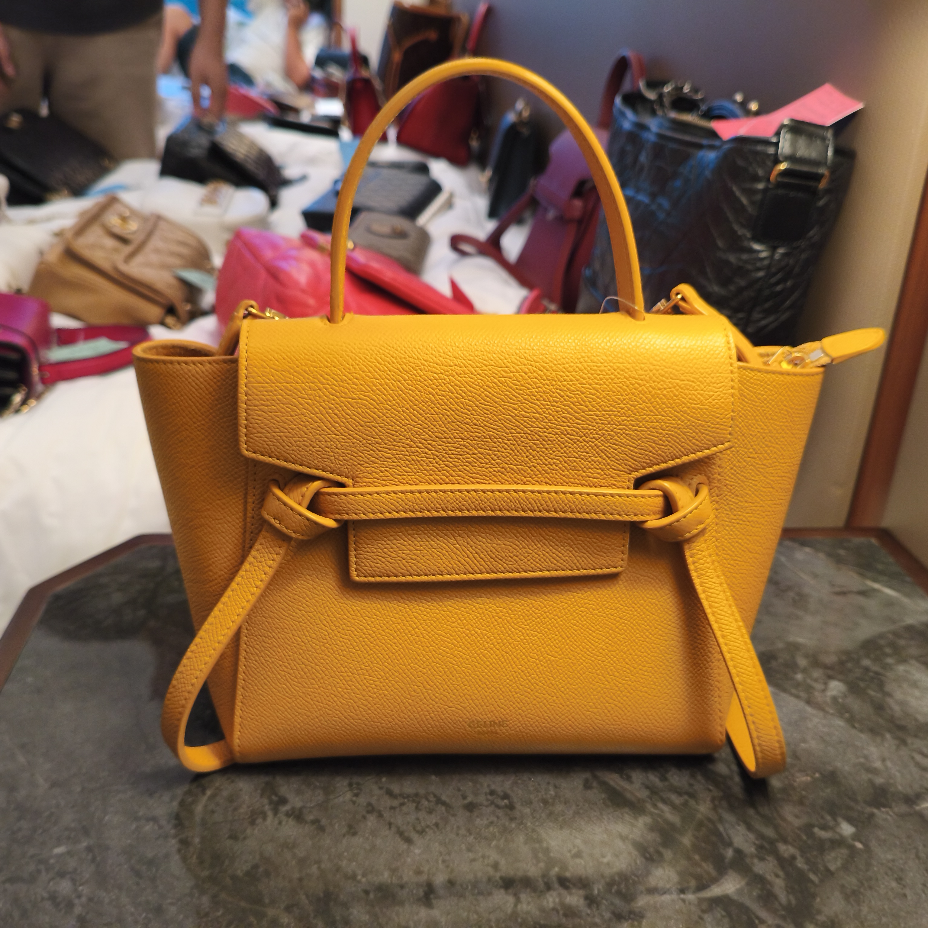 95新 Celine/思琳 包展专属 瑟琳黄色鲶鱼包