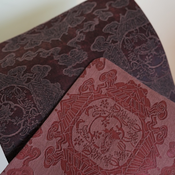 亭台祥云纹花卉香云纱茶席