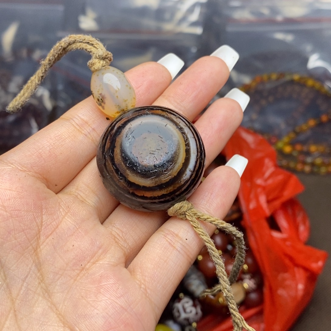 未镶嵌颈饰玛瑙/玉髓