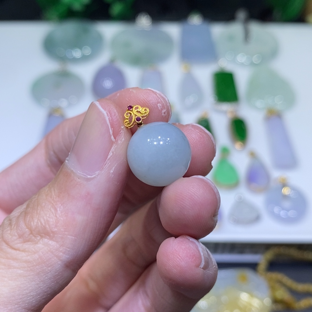 翡翠18K金镶嵌吊坠(不含链)