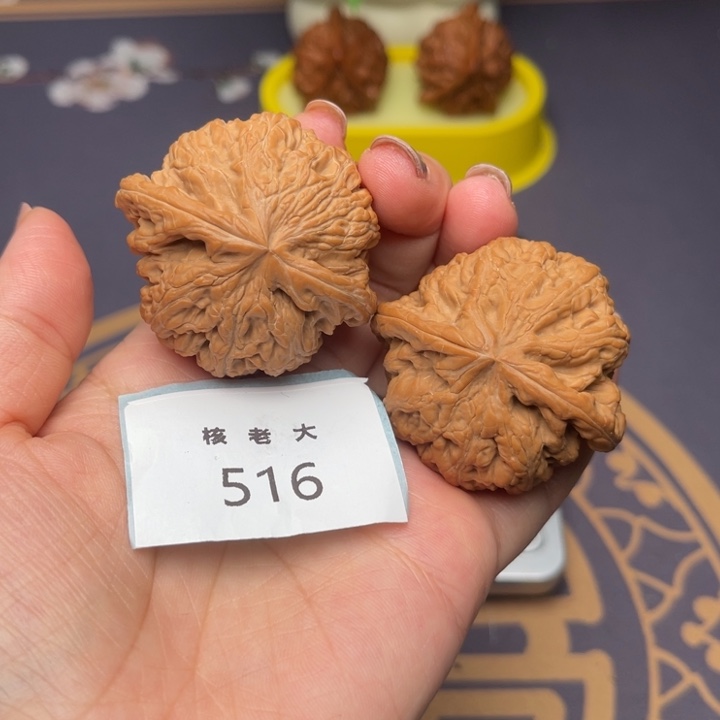 文玩核桃把件粗筋44/516