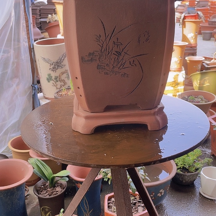 紫泥切角四方加拖花盆花盆