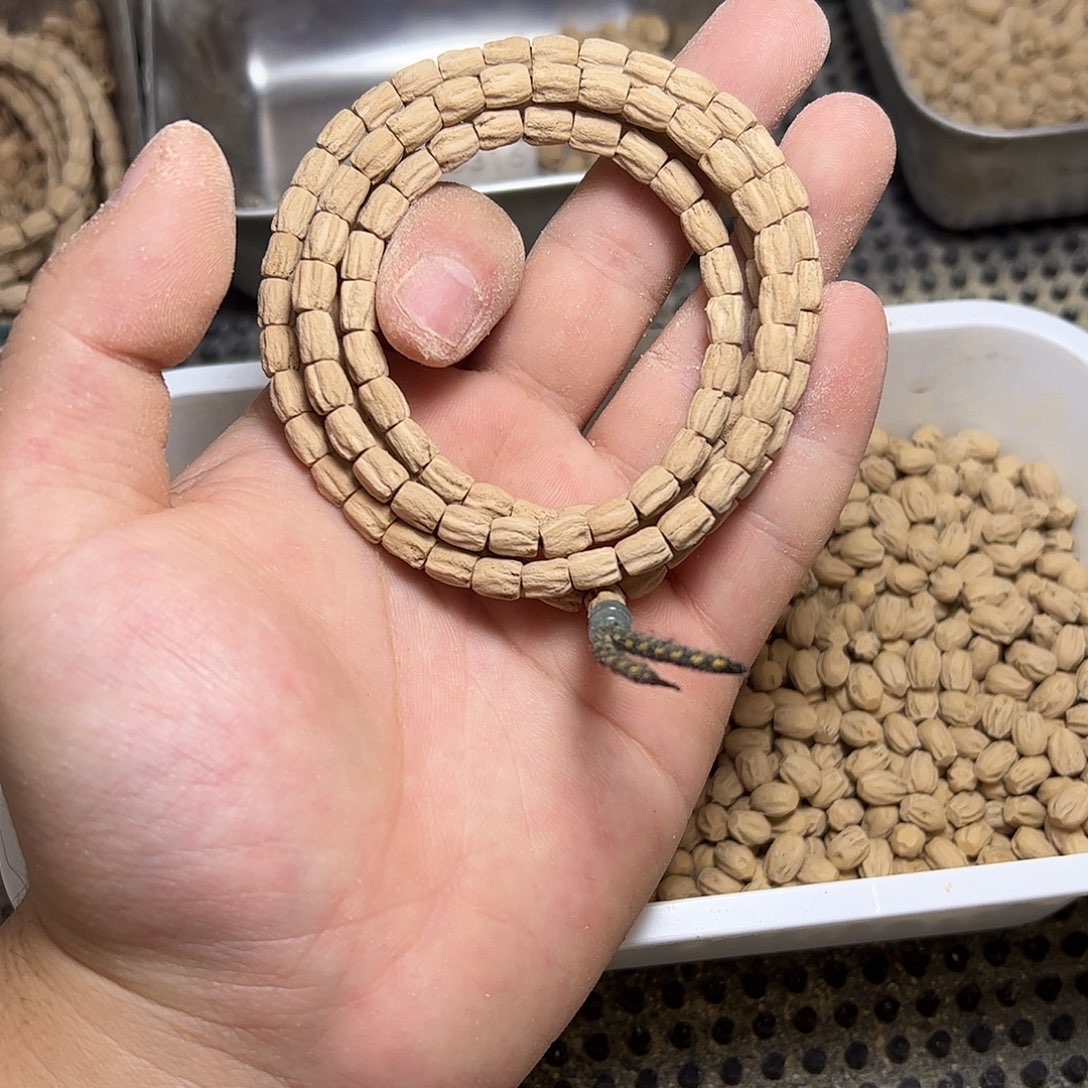 柏香籽/百香籽吊坠胡*