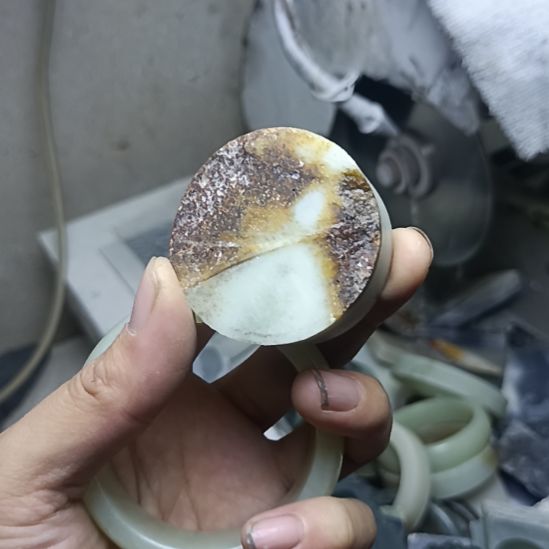 用***6和田玉未镶嵌珠宝半成品