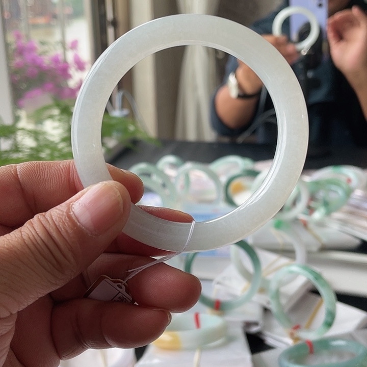 未镶嵌手镯翡翠成品