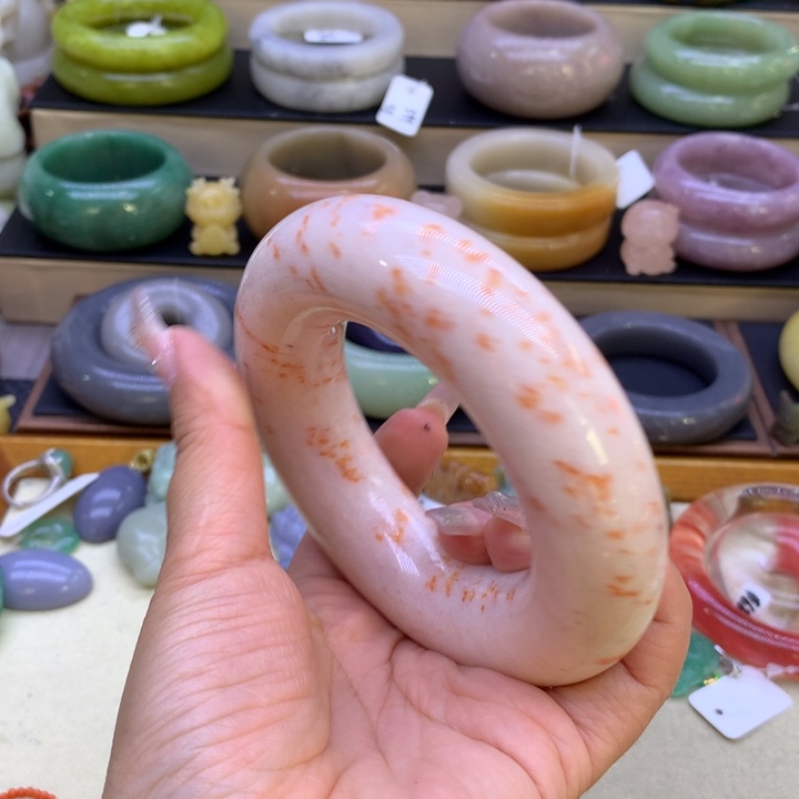 石英质玉15788543688未镶嵌1**8