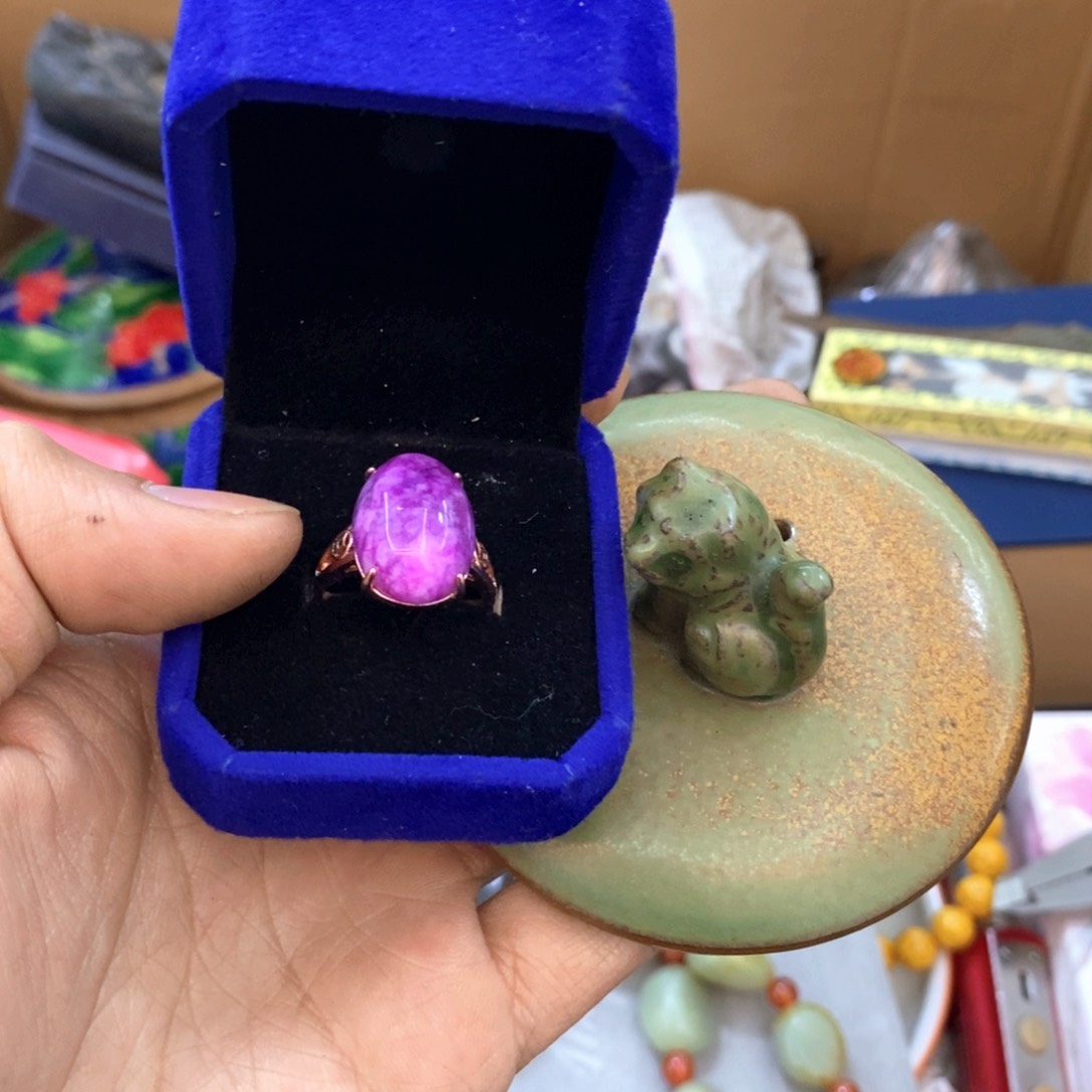 瓷片哈哈哈哈哈哈太