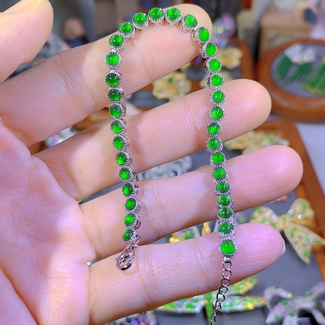 颈饰银S925镶嵌翡翠