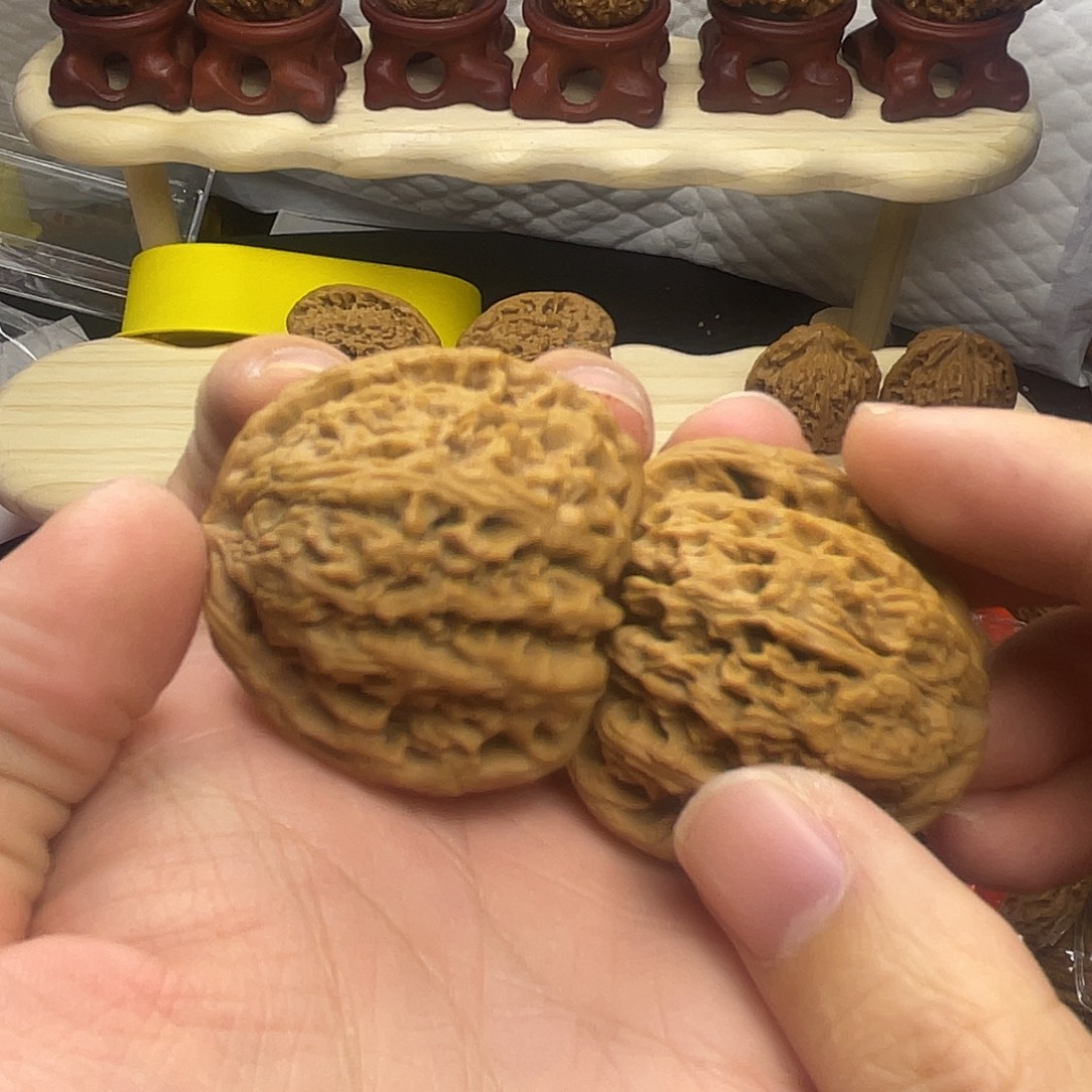 再***想吊坠文玩核桃南疆小对儿手把件