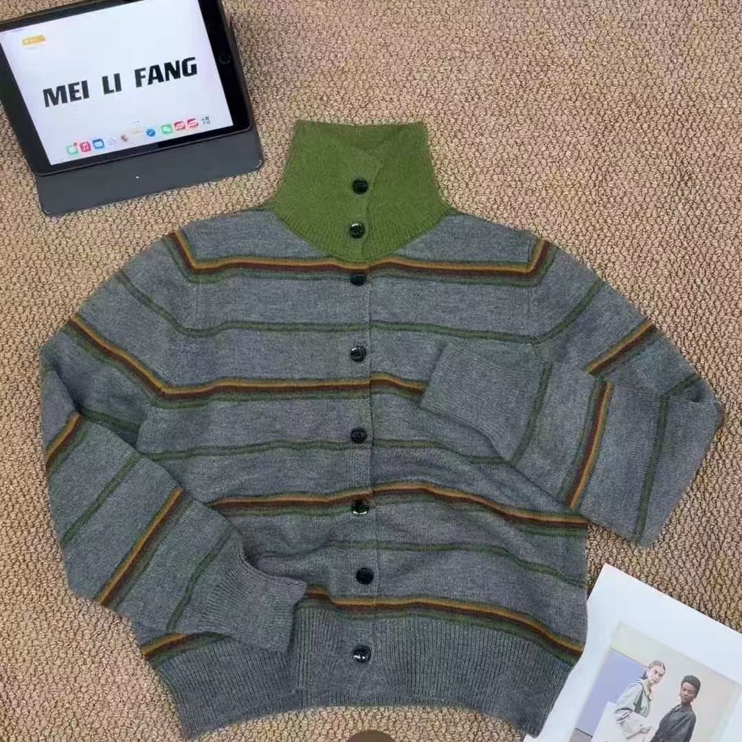 秋冬复古高领条纹针织开衫女宽松百搭保暖上衣