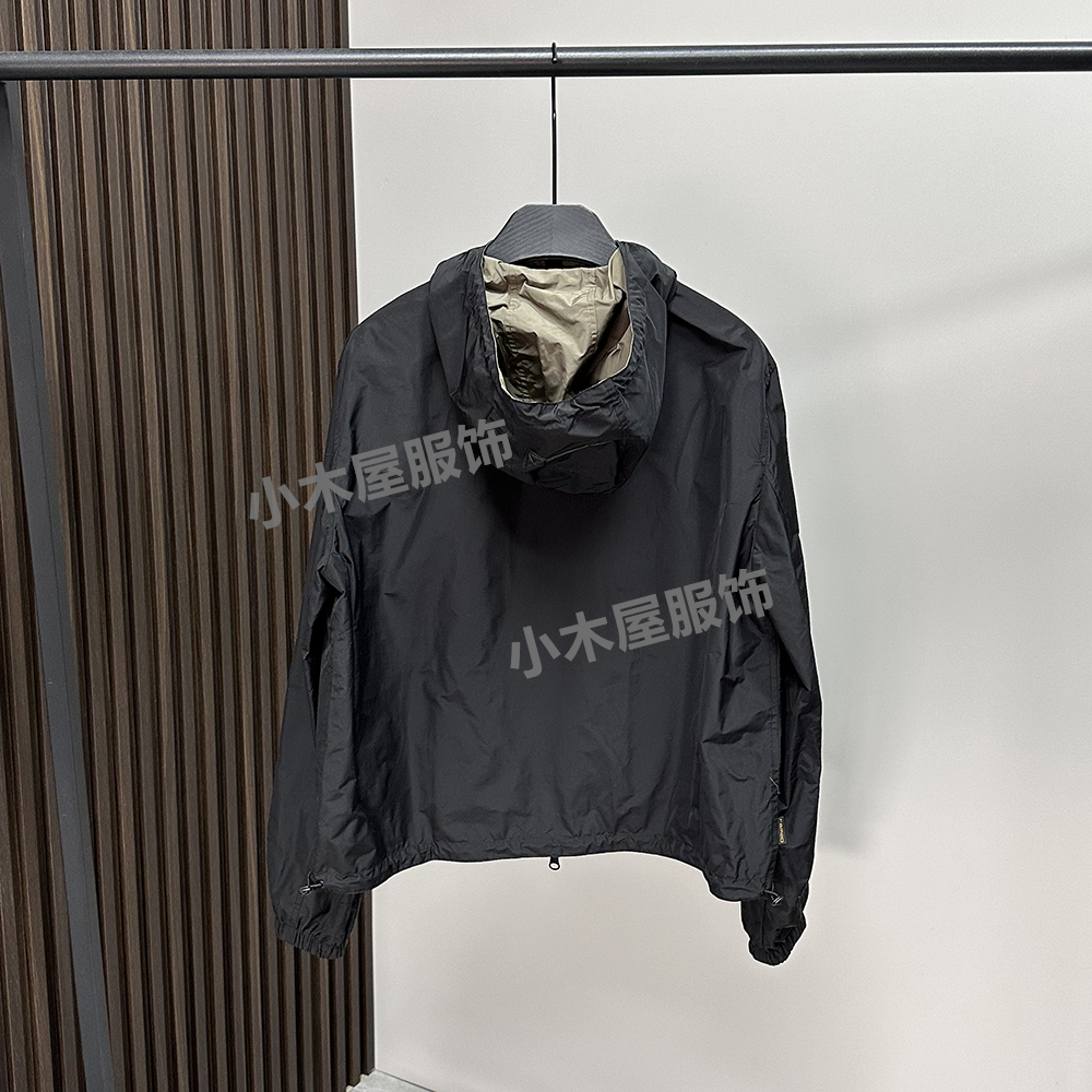 [小木屋服饰]菲玛掂251550连帽女士长袖两面穿休闲短款外套夹克