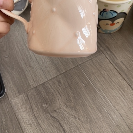 Z***张瓷满25米包邮，默认微瑕