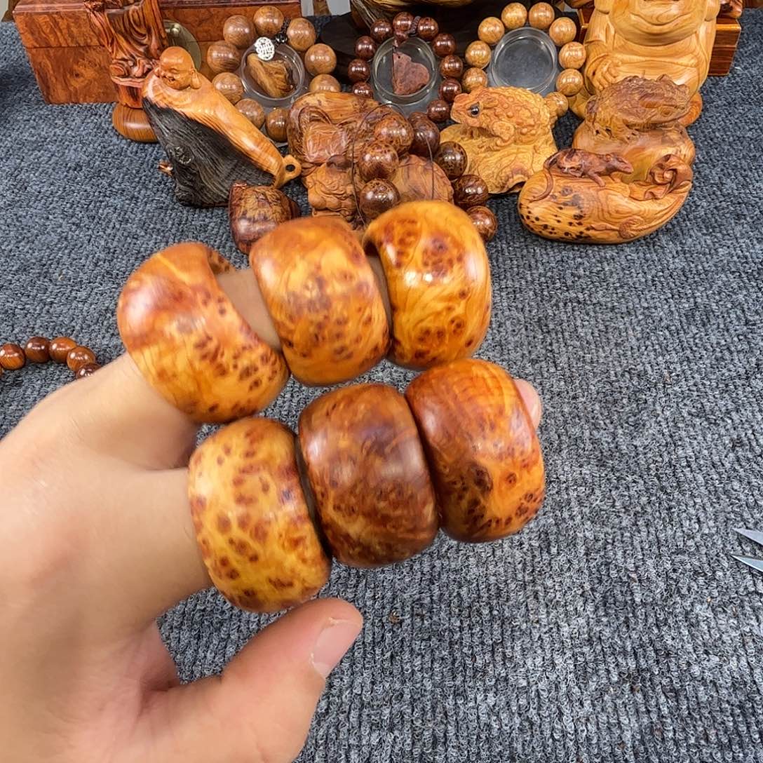 崖柏崖我黑金瘤花报纸，到手一个