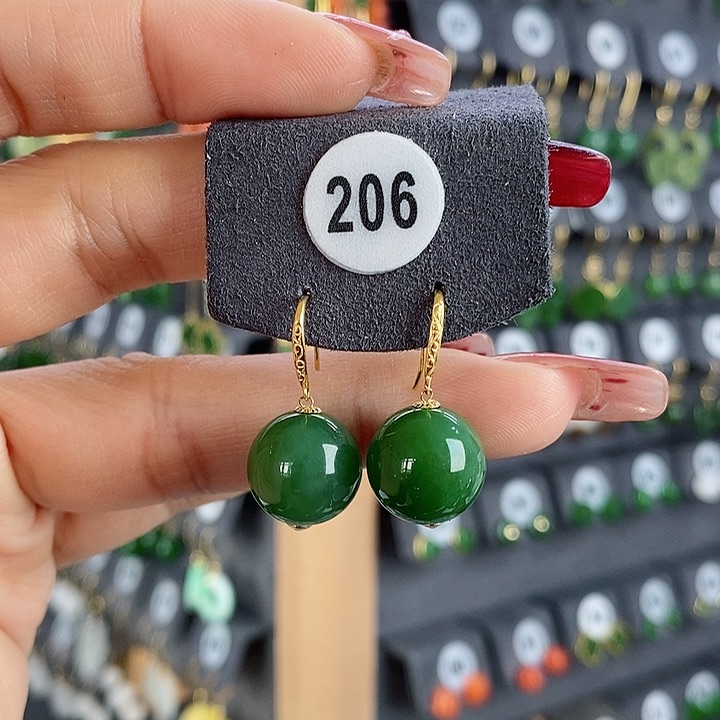 和田玉耳饰18K金镶嵌