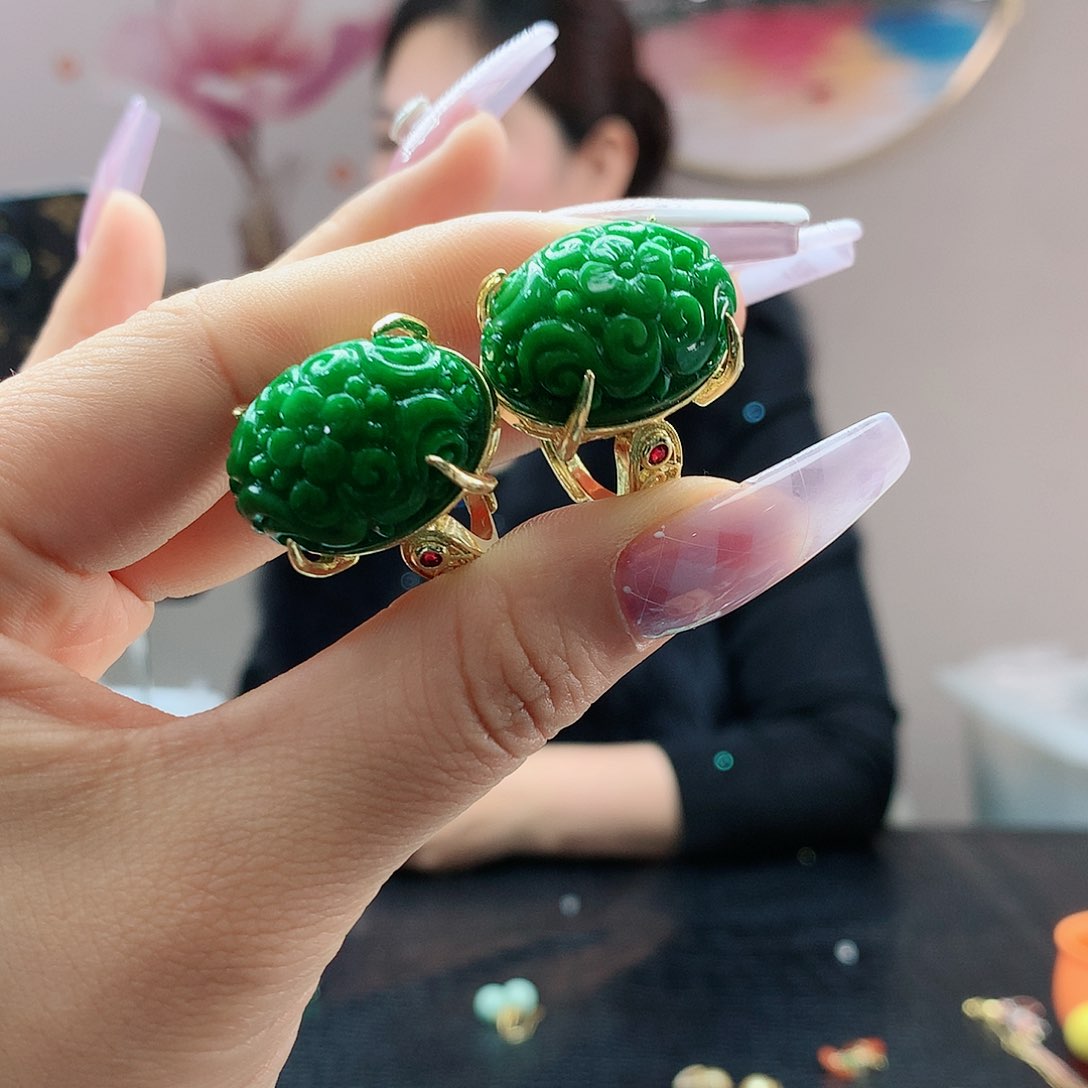 【闪购商品】翡翠戒指未镶嵌，