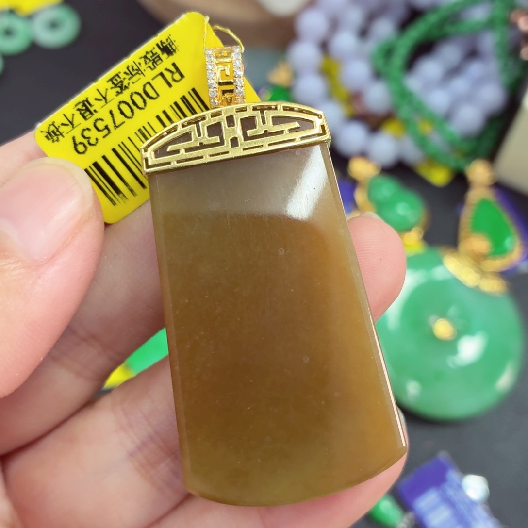 翡翠18K金镶嵌吊坠(不含链)
