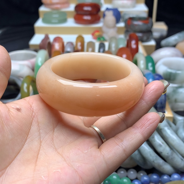 未镶嵌手镯石英质玉心**光